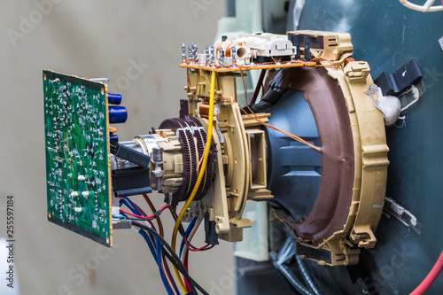 Landfill - kinescope and copper wires