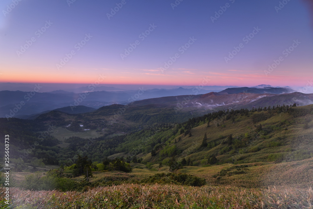 Naklejka premium 早朝の群馬県芳ヶ平