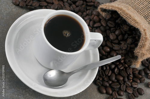 Tasse de caf   noir
