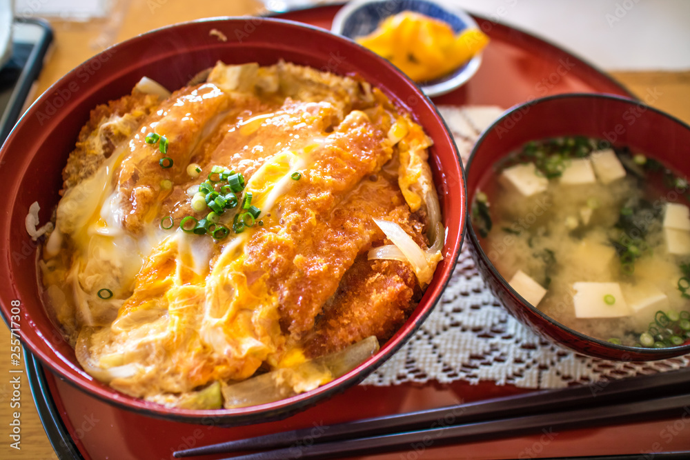 カツ丼 日本の食べ物 カツ丼 日本の食べ物