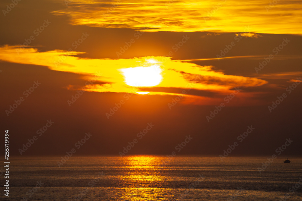 玄界灘の夕陽