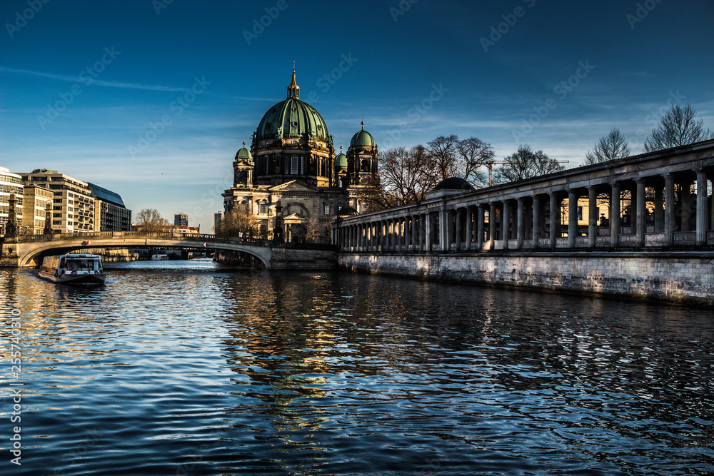 Naklejka premium berliner Dom