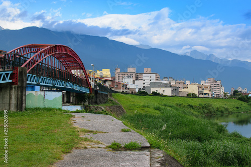 Taiwan Scenic Running Trails During the Summer photo