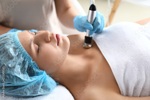 Young woman undergoing proc...