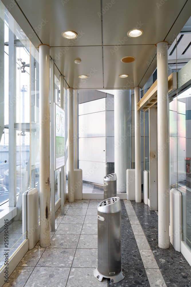 Obraz premium 明るい喫煙室