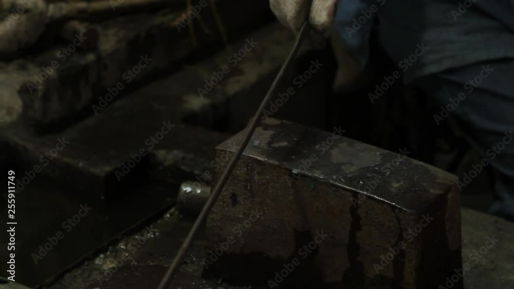 Kamakura Blacksmith prepping rod Kamakura Blacksmith prepping rod