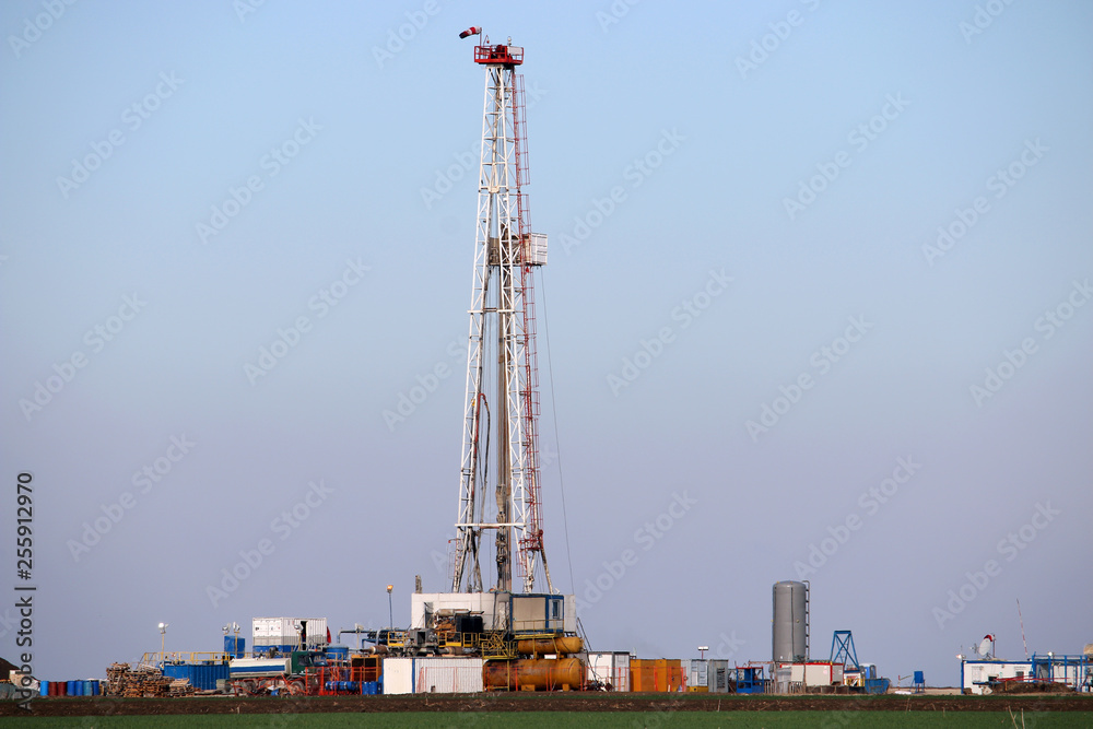 Oil and gas drilling rig in oilfield mining industry Oil and gas drilling rig in oilfield mining industry