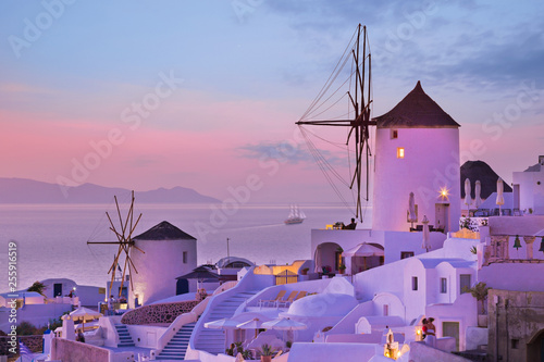 The famous sunset at Santorini in Oia village, Greece, Europe.