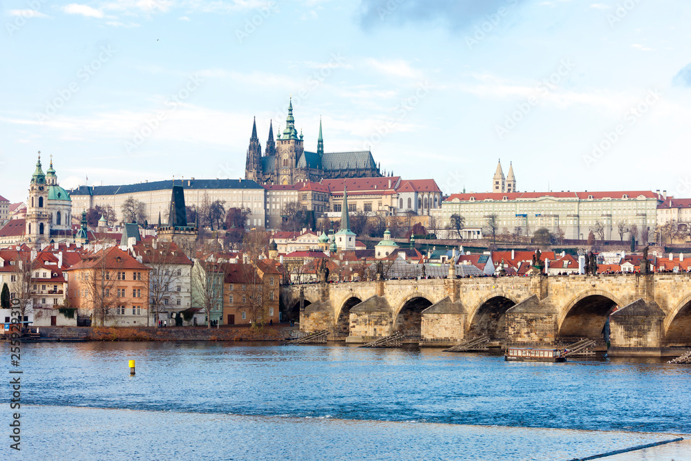 Obraz premium Hradcany with Charles bridge, Prague, Czech Republic