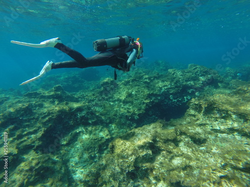 diver, scuba, diving, underwater, sea, cyprus, bubbles, girl, extreme, depth © Alex