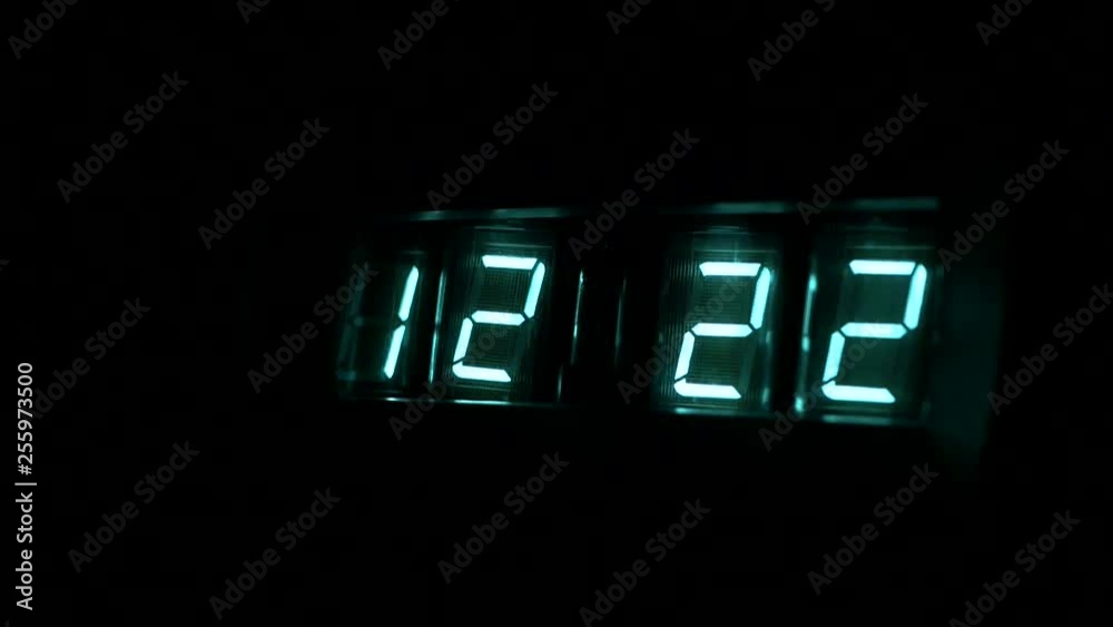 Lamp neon clock glow in the dark Lamp neon clock glow in the dark
