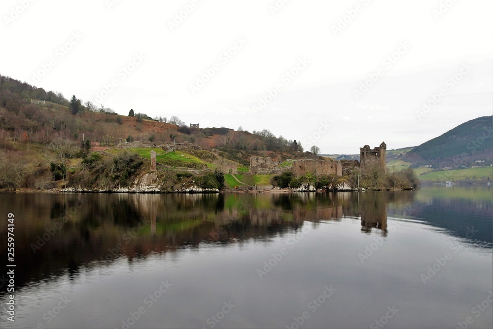 CIUDAD DE INVERNES Y LAGO NESS