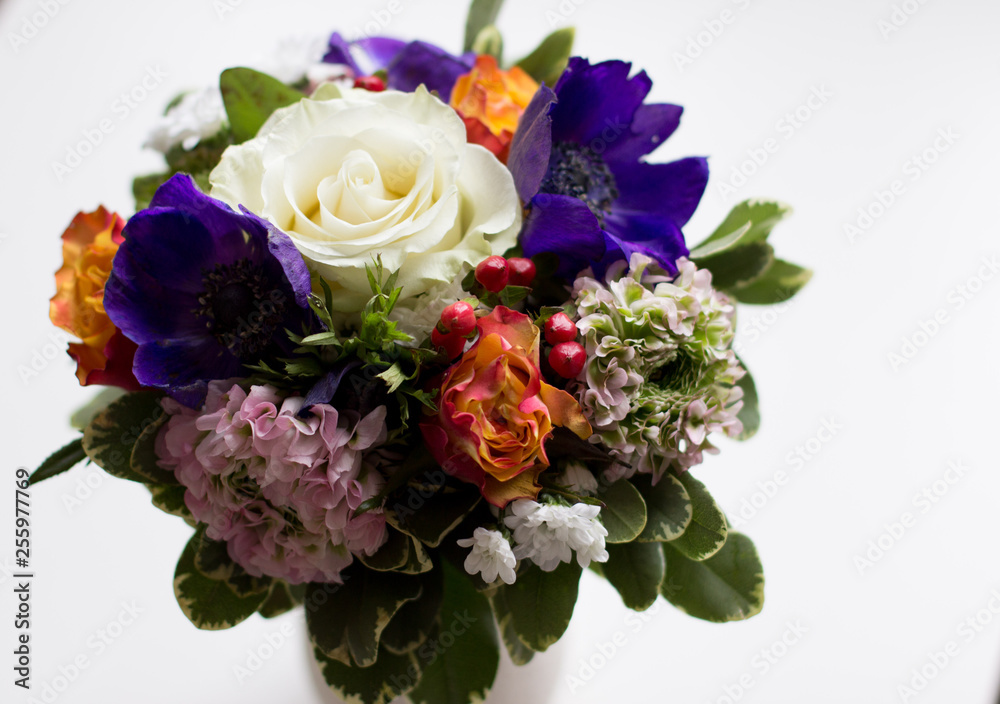 Blumenstrauß mit Vase Blumenstrauß mit Vase