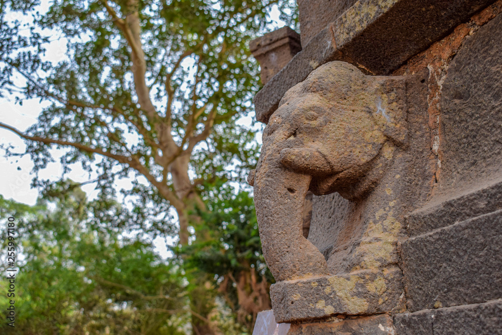Obraz premium ancient stone carving of a elephant which is ruined during the time