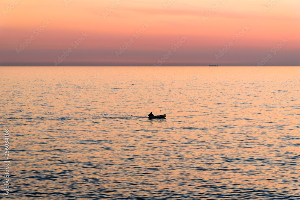 tramonto sul mare