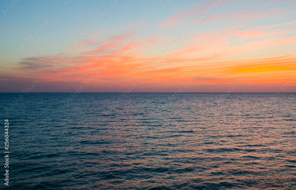 Fototapeta premium Sunset in the sea