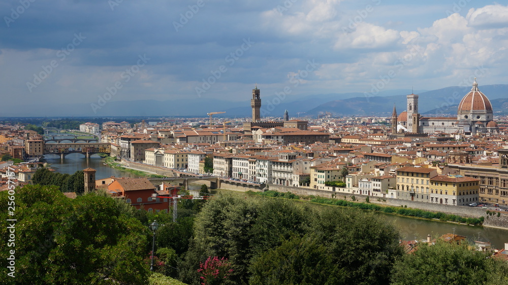 Beautiful cityscape skyline of Firenze (Florence), Italy, with the bridges over the river Arno in Tuscany