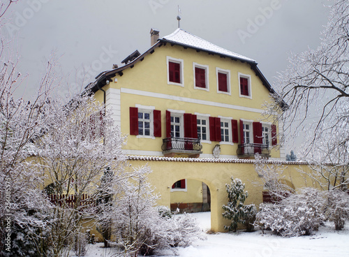 Terlan (Bozen), Ansitz Boznerstraße 1 photo