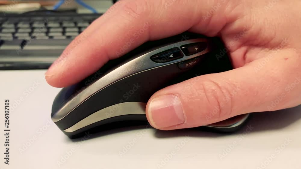 Using a computer mouse in the office Using a computer mouse in the office
