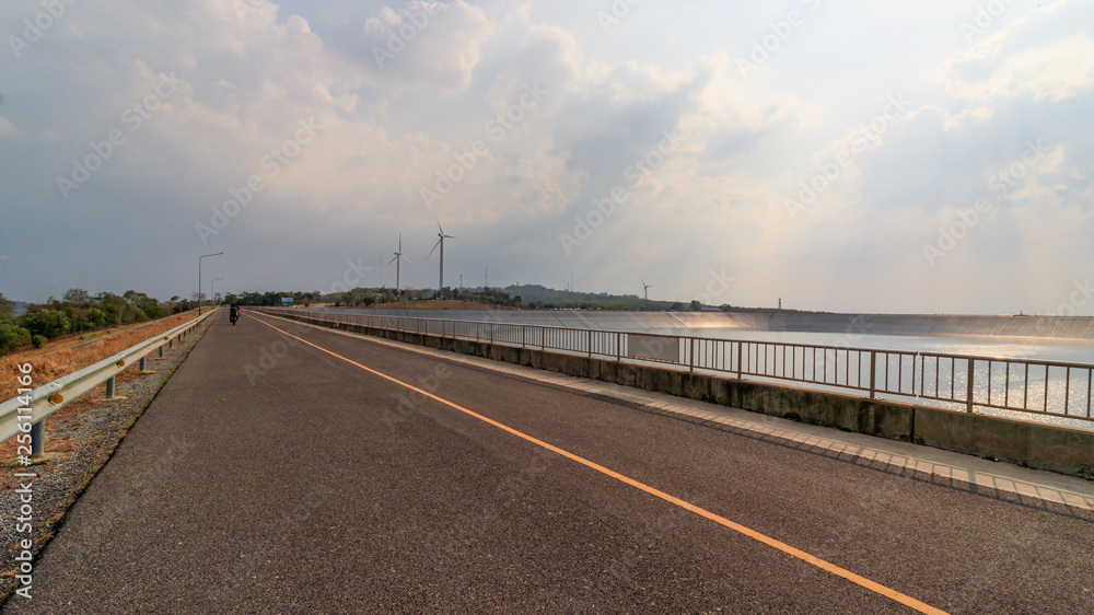 Fototapeta premium Bicycle Route Around The Reservoir