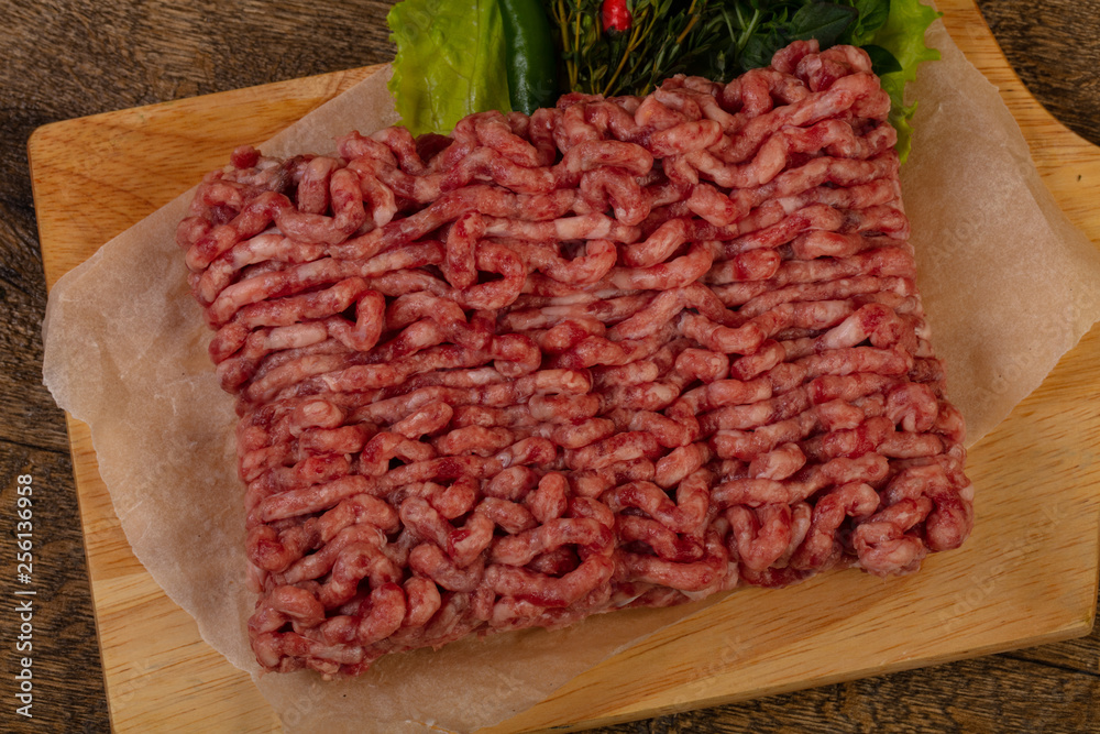 Raw pork minced meat