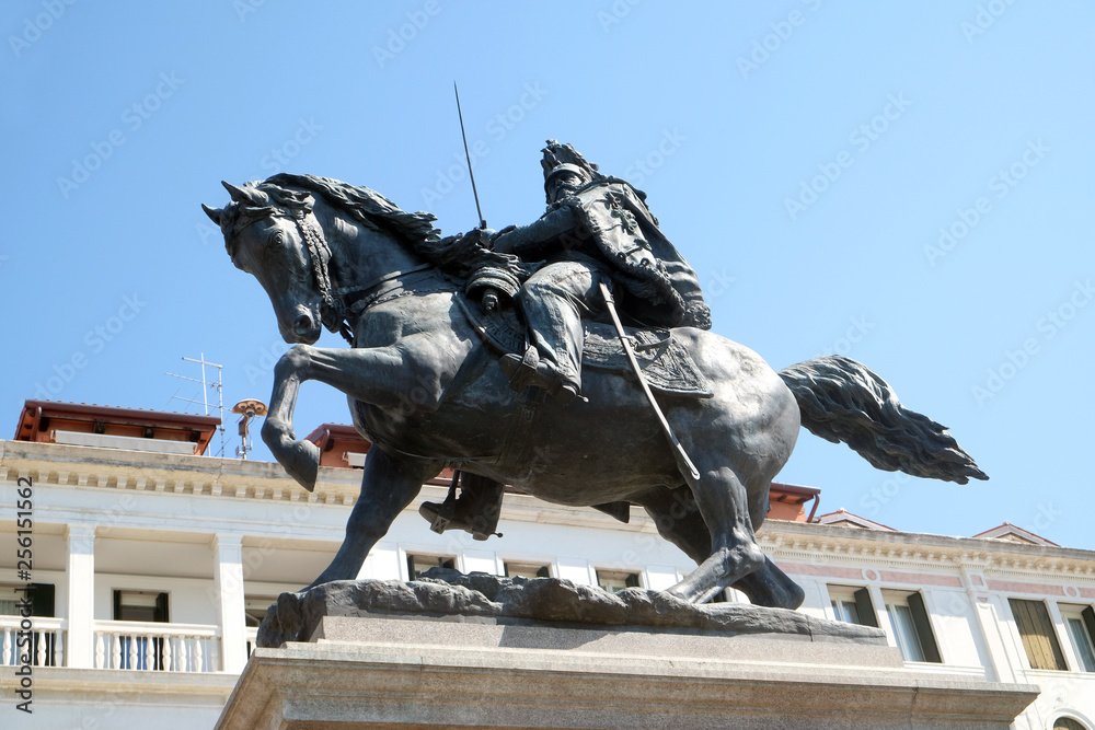 Obraz premium Monument to Victor Emmanuel II, first king of united Italy, Riva degli Schiavoni, Venice, Italy