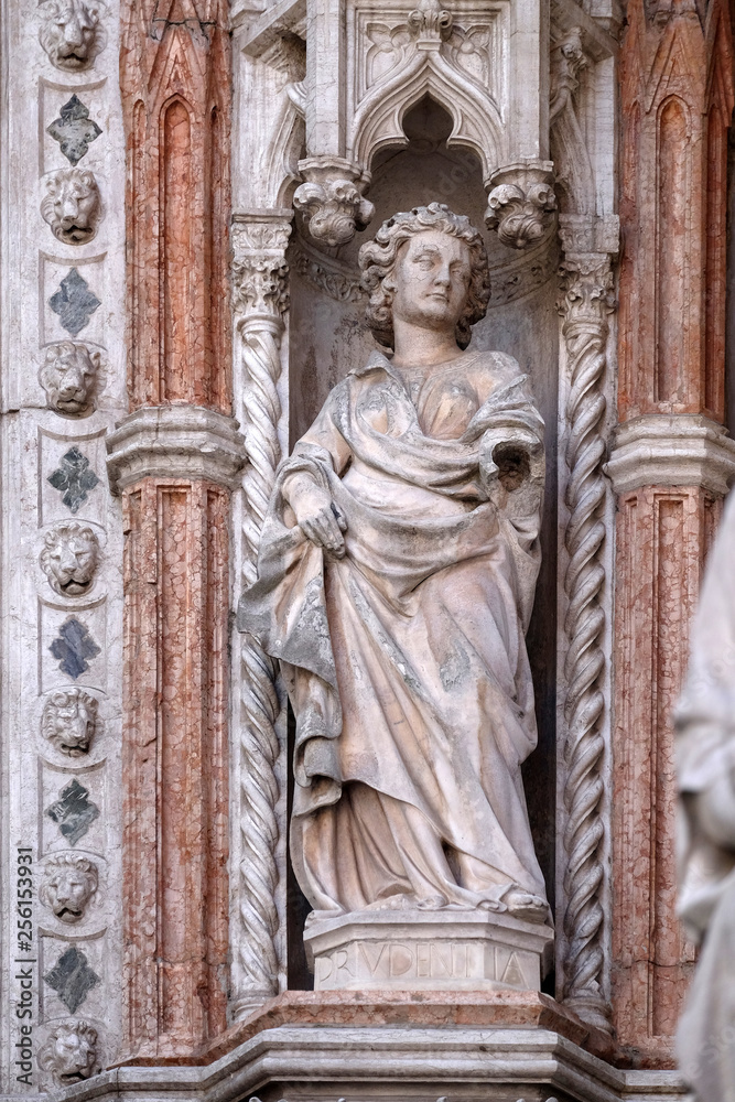 Statue on the Porta della Carta, detail of the Doge Palace, St. Mark Square, Venice, Italy, UNESCO World Heritage Sites 