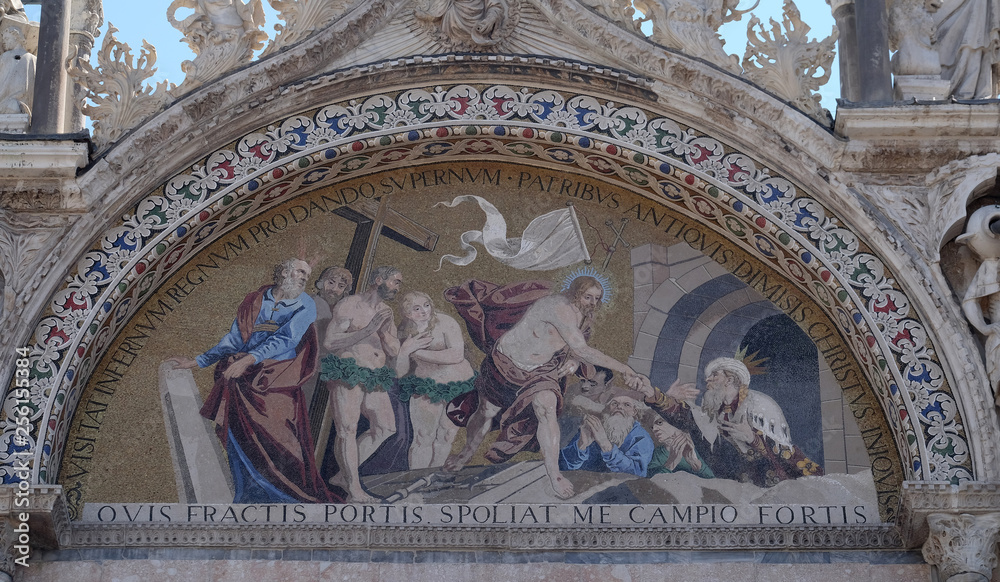 Obraz premium Deposition Jesus Christ From The Cross, mosaic from upper facade of the Basilica San Marco, St. Mark's Square, Venice, Italy, UNESCO World Heritage Sites 