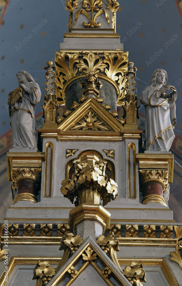 Angels, statue on the main altar in Zagreb cathedral 