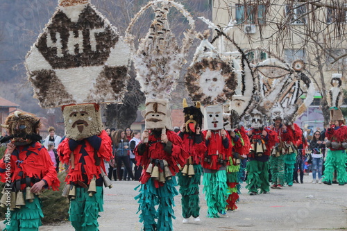 Foto Zemen, Bulgaria - March 16, 2019: Masquerade festival Surva in Zemen, Bulgaria