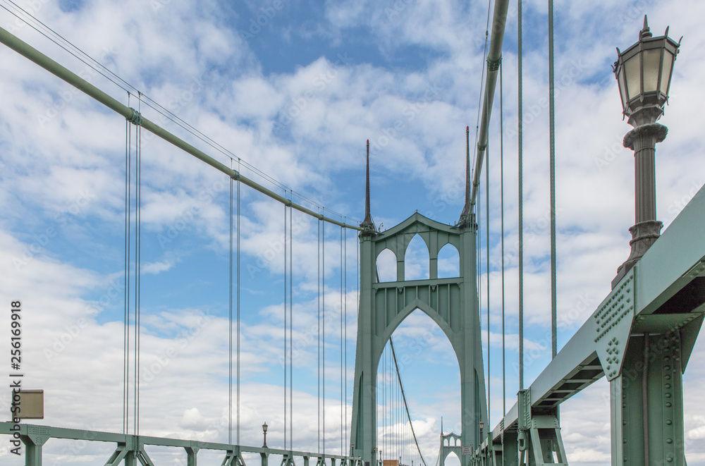 Fototapeta premium St. johns bridge in Portland