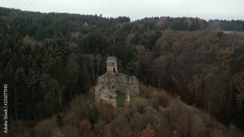 Burgruine Neublankenheim  photo