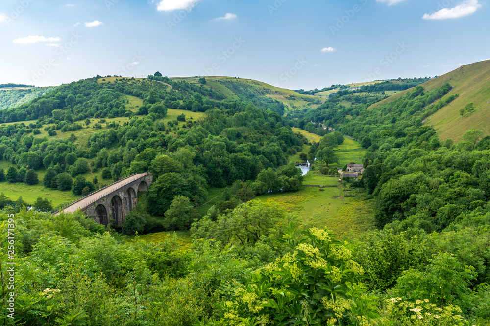 Peak District landscape with the Headstone Viaduct over the River Wye in the East Midlands, Derbyshire, England, UK - obrazy, fototapety, plakaty 