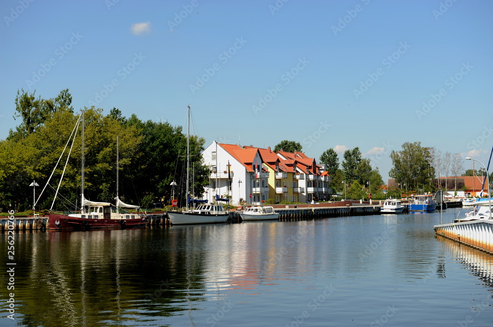 Fototapeta premium Seebad Ueckermünde, Stadthafen
