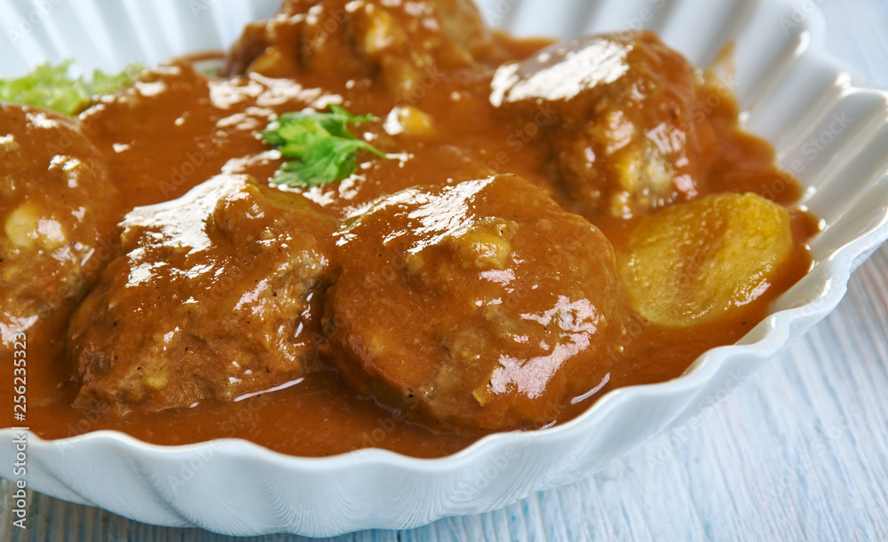 Moroccan Sardine Balls in Spicy Tomato Sauce Moroccan Sardine Balls in Spicy Tomato Sauce