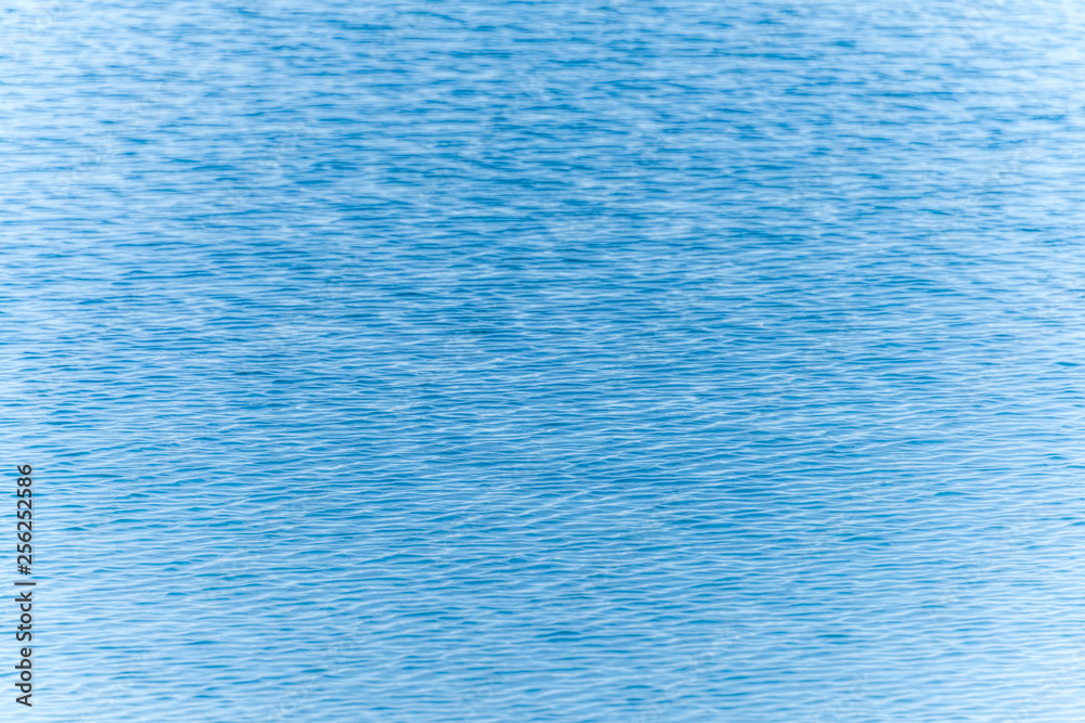 Obraz premium Gentle wave pattern with bright reflections