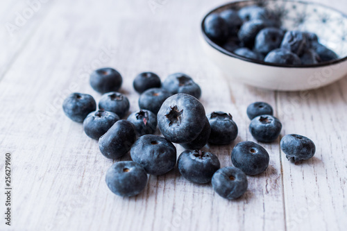 Blueberries / Fresh Raw Organic Berries or Blueberry