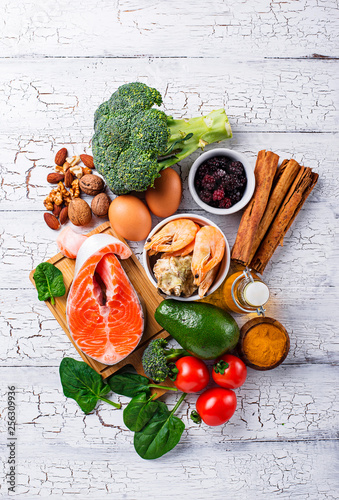 Cuadro en lienzo Food for brain and good memory