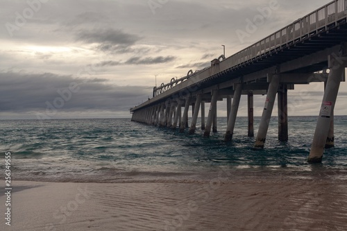 Sand pumping jetty