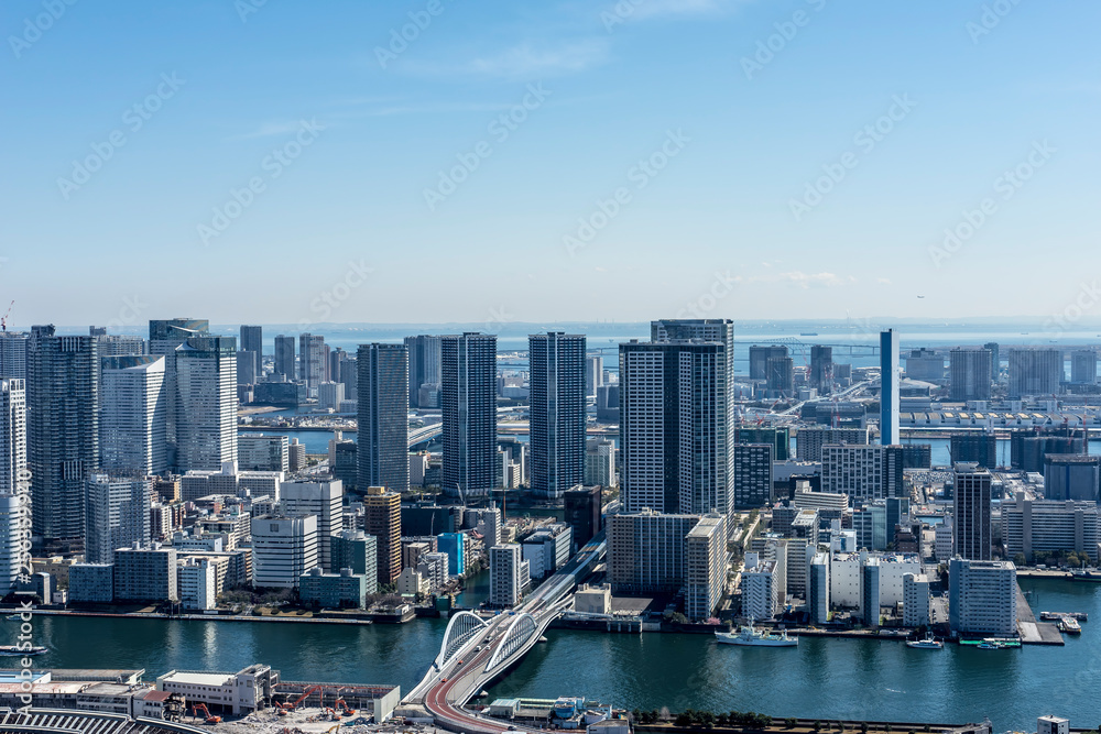 Obraz premium 春の東京ベイエリアの風景 汐留から望む東京ベイエリア