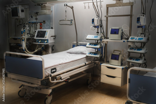 hospital emergency room intensive care. modern equipment, concept of healthy medicine, treatment, inpatient treatment, help services, insurance, there is no body in the room and it is dark