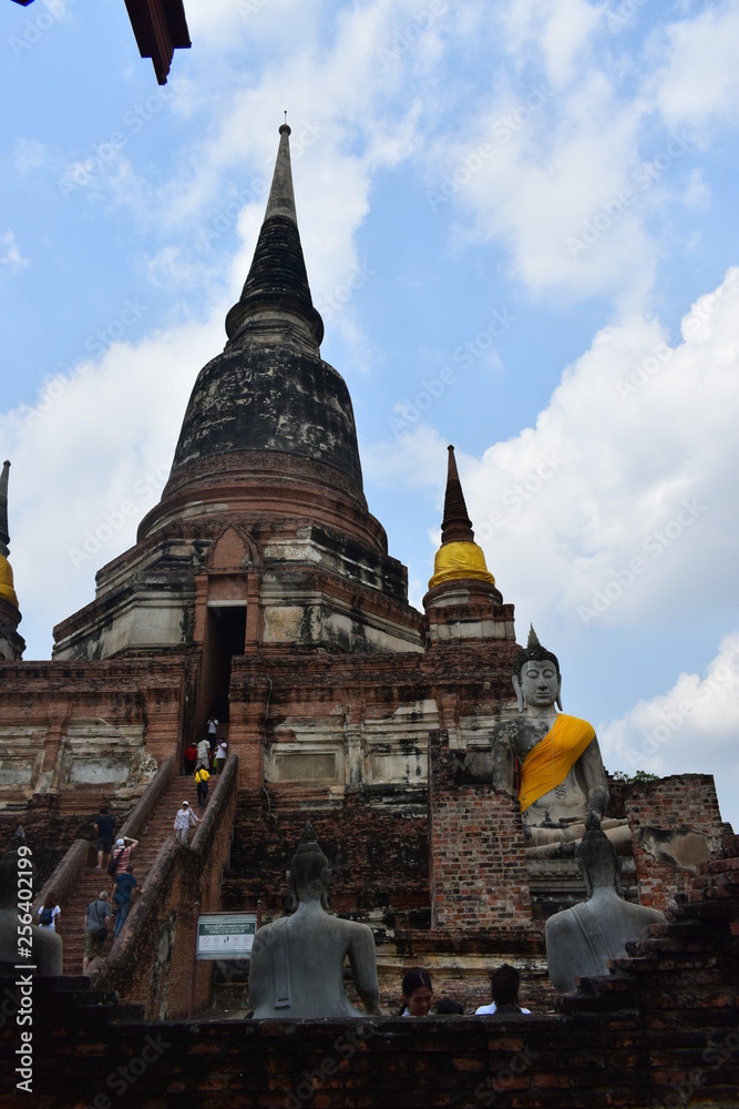 Fototapeta premium Wat Yai Chaya Mongkol , tajlandia Ayutthaya