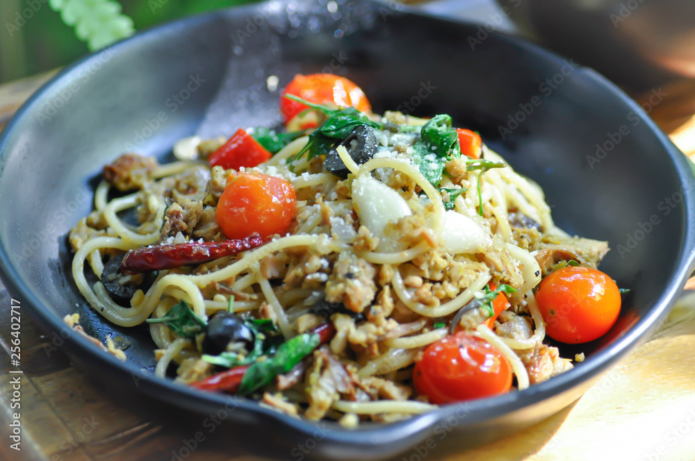 spaghetti or spicy spaghetti spaghetti or spicy spaghetti