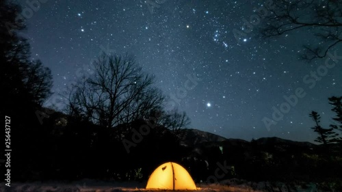 テント 星 流星群 キャンプ 夜景