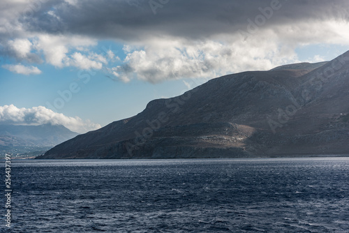 Cliffs of cruise to Balos © Jaroslav