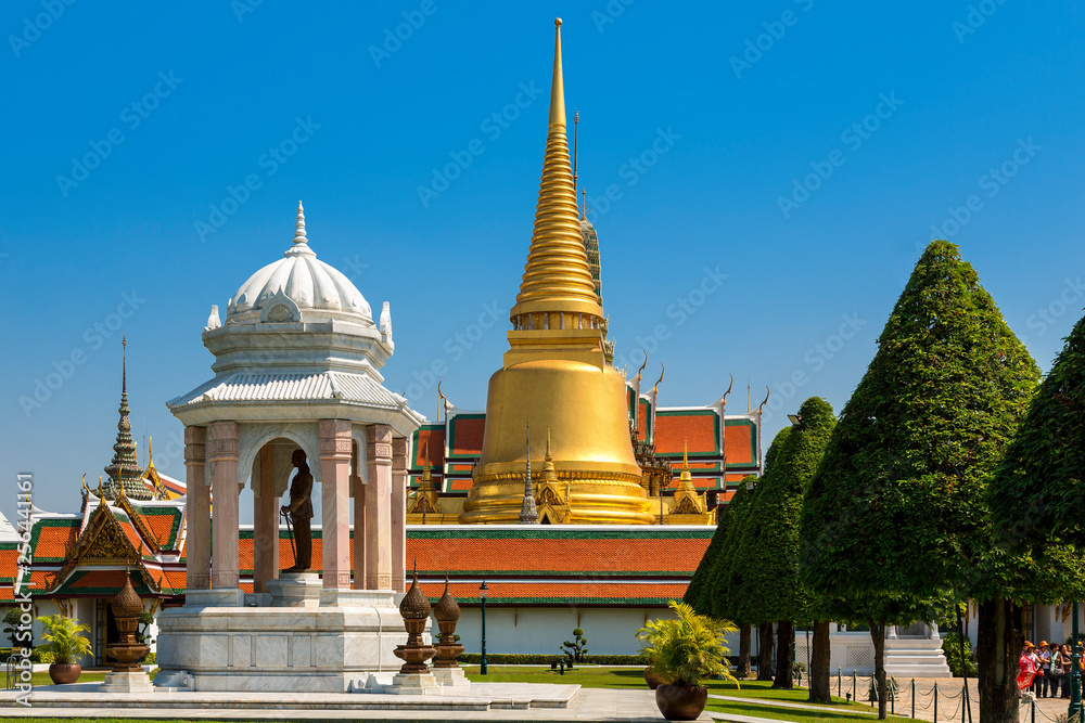 Fototapeta premium Grand palace bangkok
