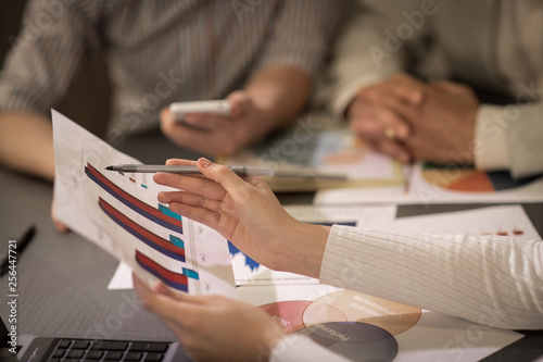 Εκτύπωση καμβά Creative business team working together