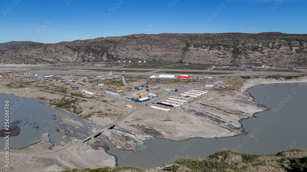 Obraz premium View over Kangerlussuaq, Greenland