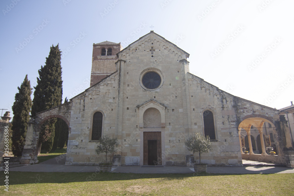 Pieve di San Floriano Pietro in Caimano Verona Italia