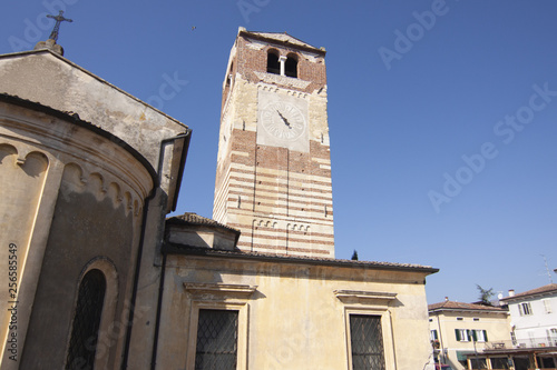 Pieve di San Floriano Pietro in Caimano Verona Italia photo